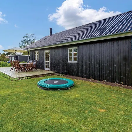 Gorgeous In With Wifi Holiday home